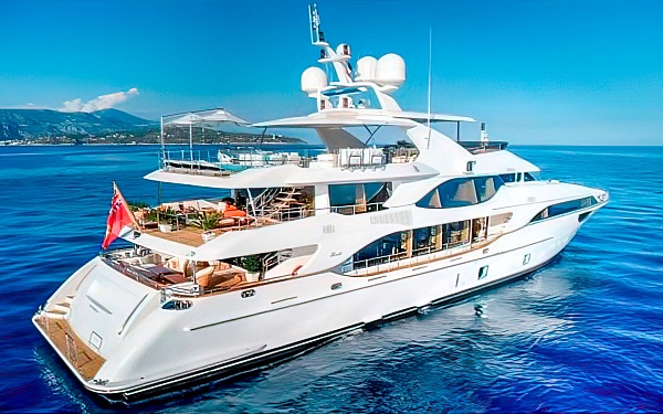 Аренда мега яхты Benetti 140 - Nela во Франции